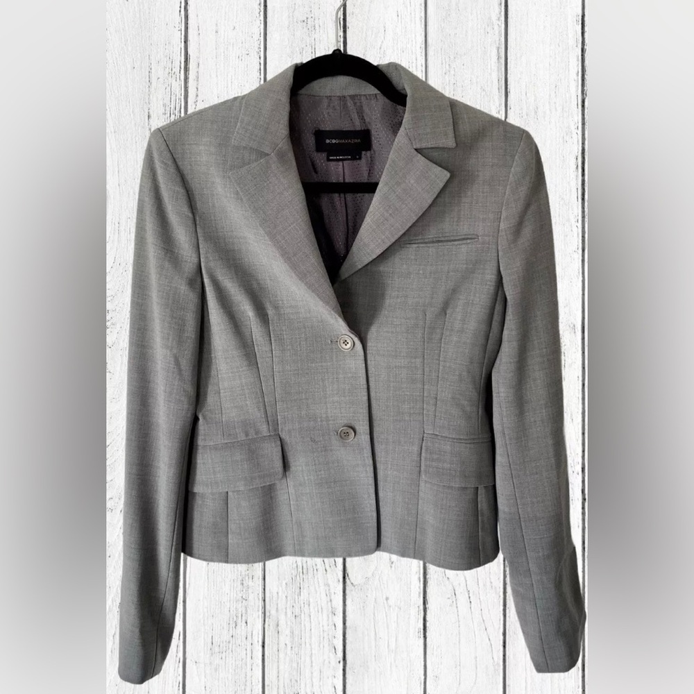 BCBG Maxazria Blazer Jacket EUC, gray with pockets, size small, womens work wear